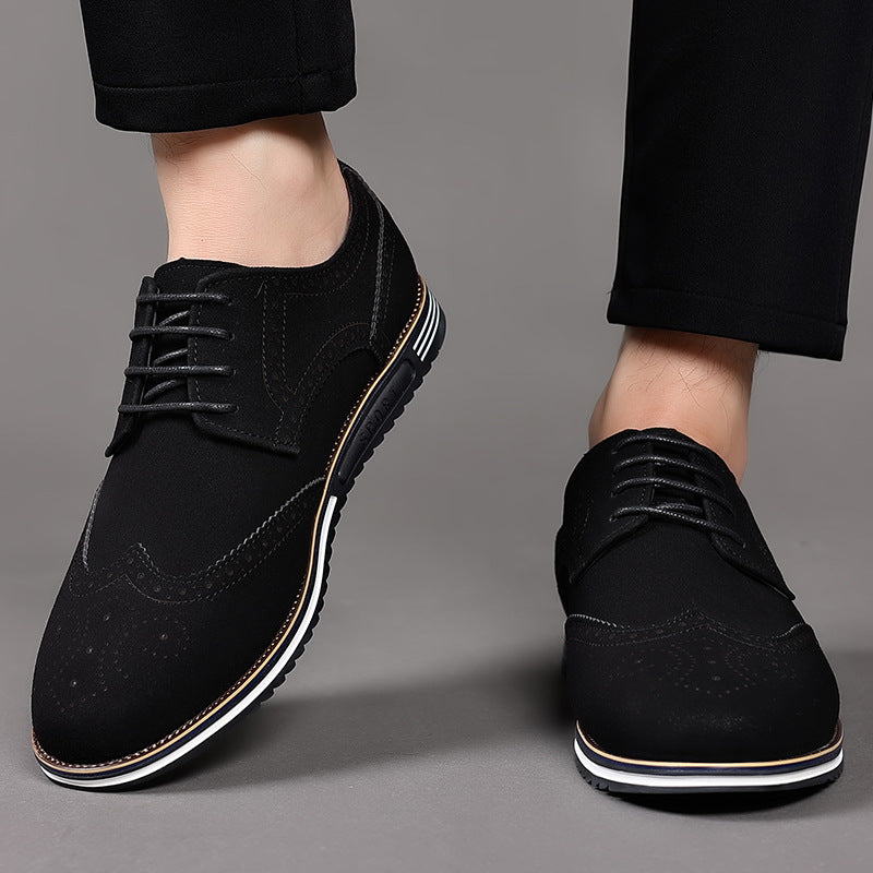 Chaussures pour hommes à semelle blanche, élargies, en cuir sculpté, tendance