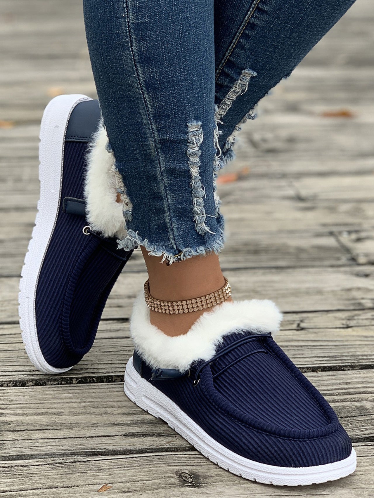 Women's casual shoes with plush and fuzzy cotton shoes