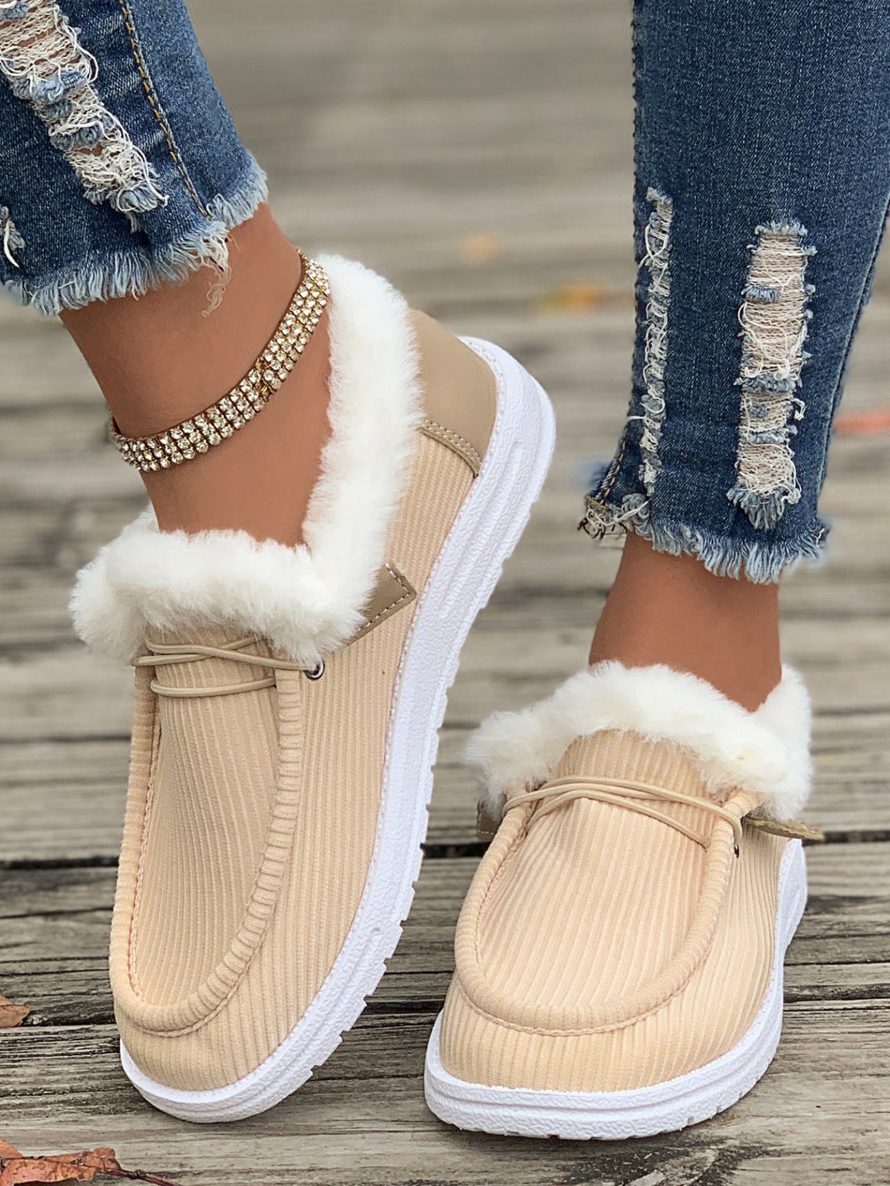 Women's casual shoes with plush and fuzzy cotton shoes