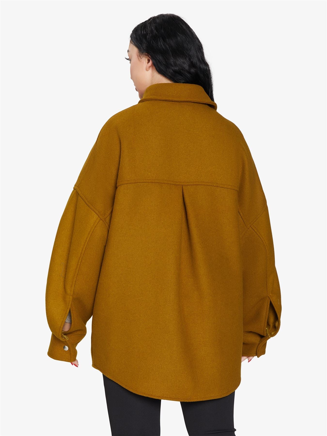 Chaqueta con bolsillo de parche de gran tamaño