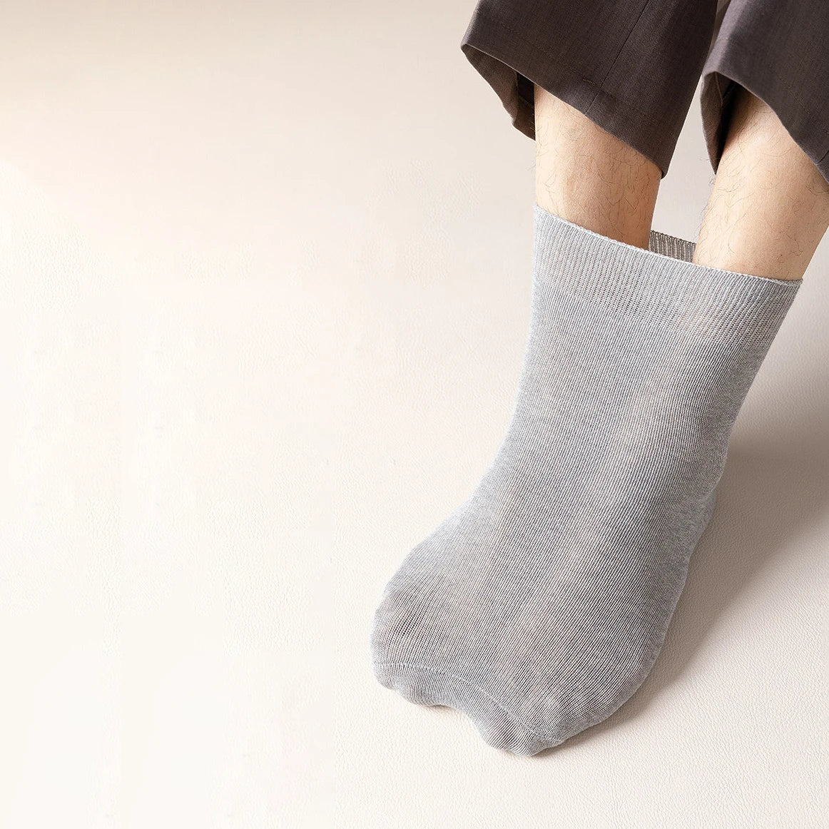 Pure cotton socks with loose cuffs for men and women