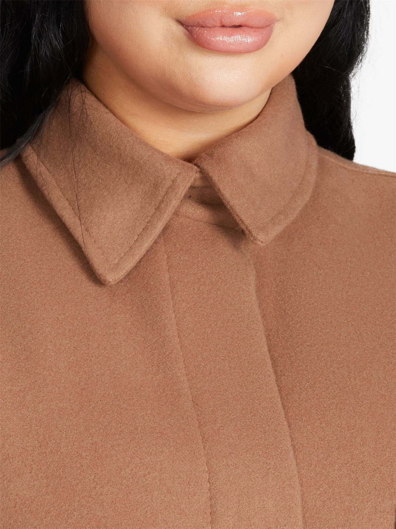 Chaqueta con bolsillo de parche de gran tamaño