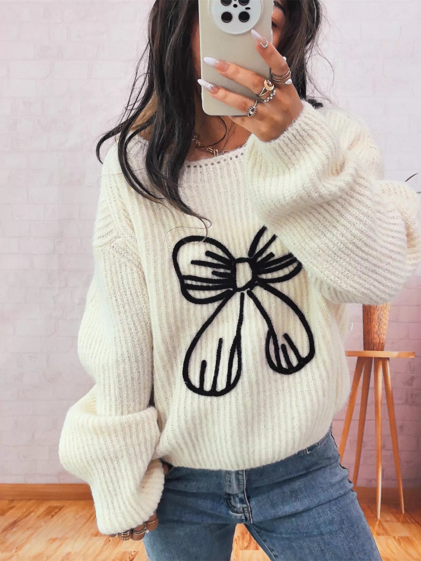 Bow Round Neck Long Sleeve Sweater