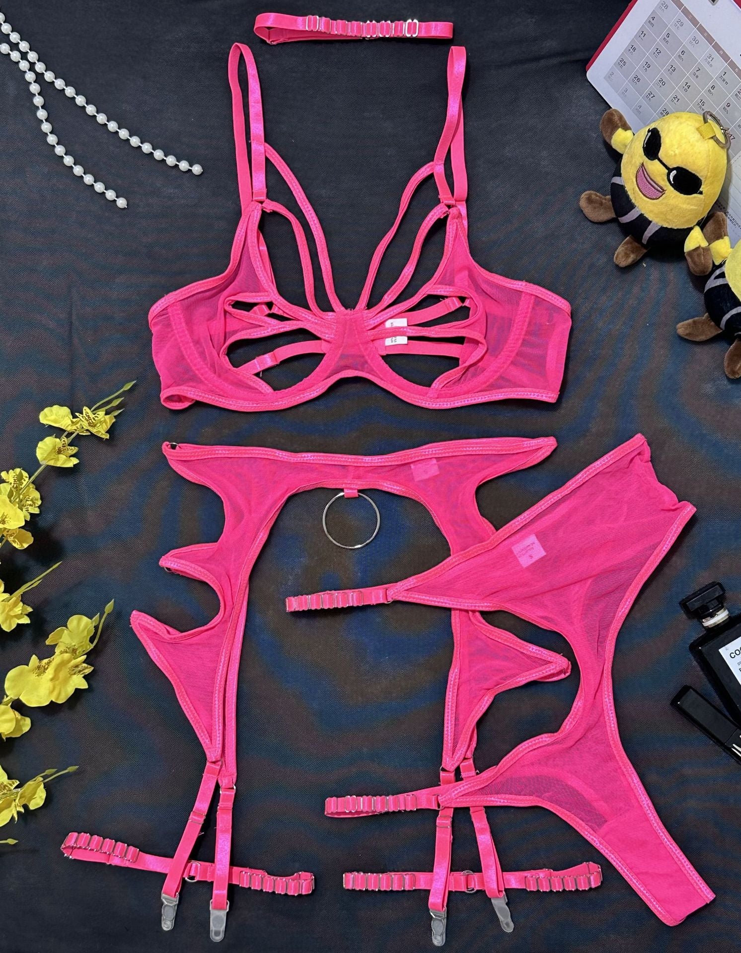 Sexy Hollow-out Splicing Mesh Gathered Body-shaping Underwear Set with Steel Ring