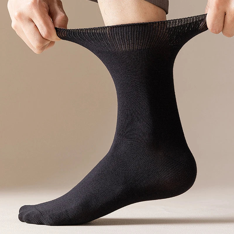 Pure cotton socks with loose cuffs for men and women