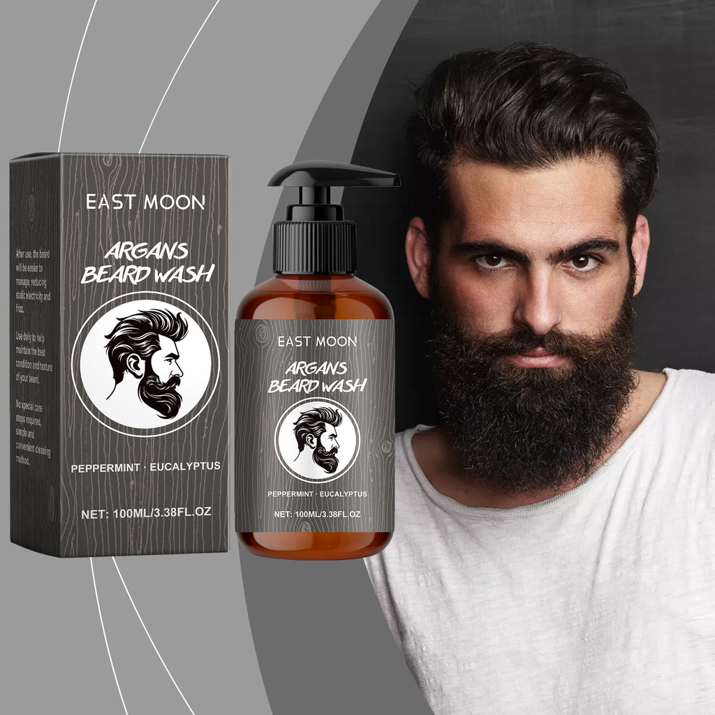 Shampoing pour barbe East Moon pour hommes : nettoie, hydrate et adoucit les poils du visage pour un rasage doux et net.
