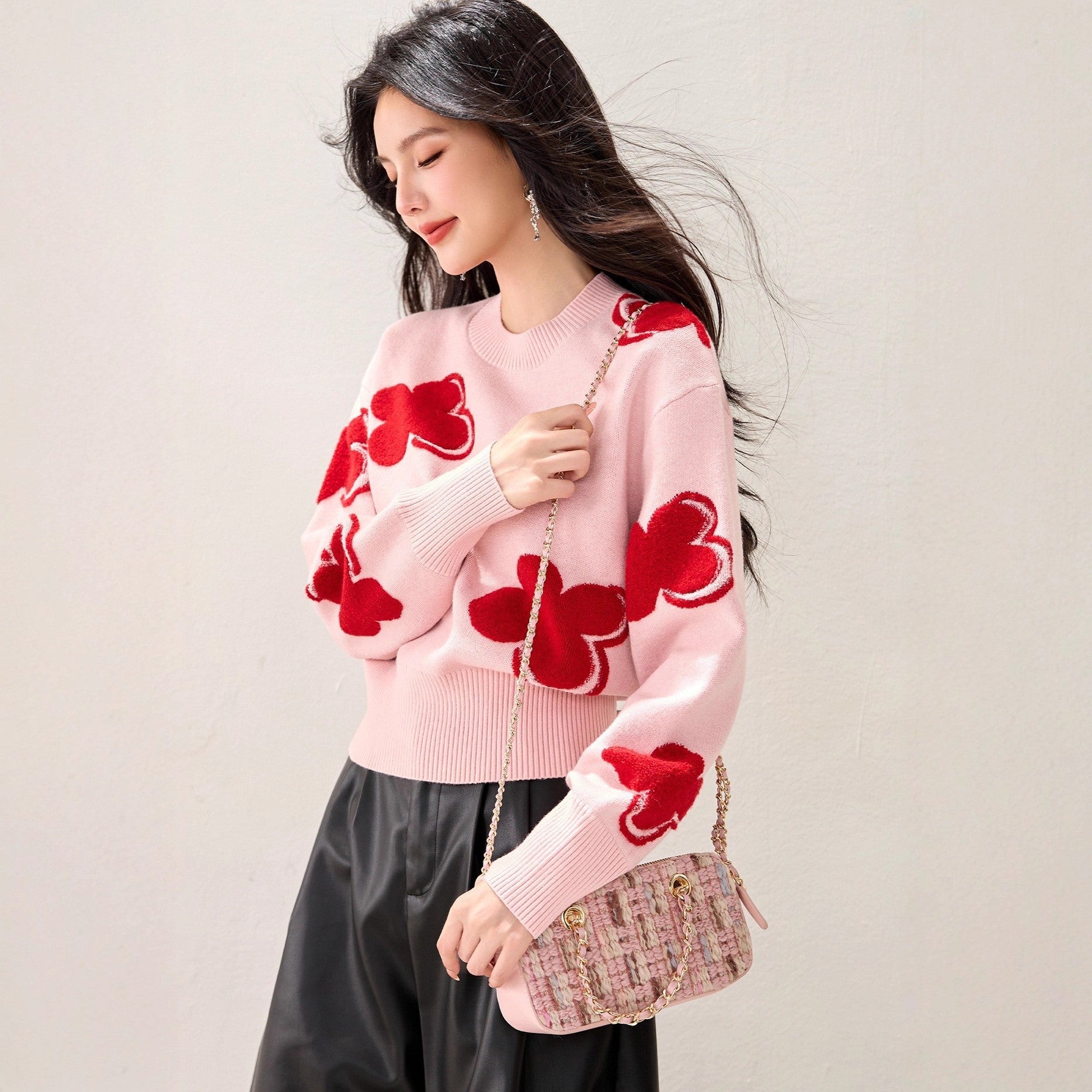 Fashion Color-Blocking Tweed Floral Jacquard Round Neck Knit Top, Stylish and Slim-Fitting Casual Wear
