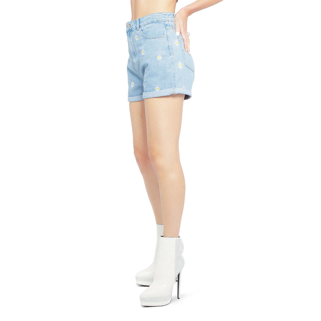 Casual Floral Embroidery Denim Shorts
