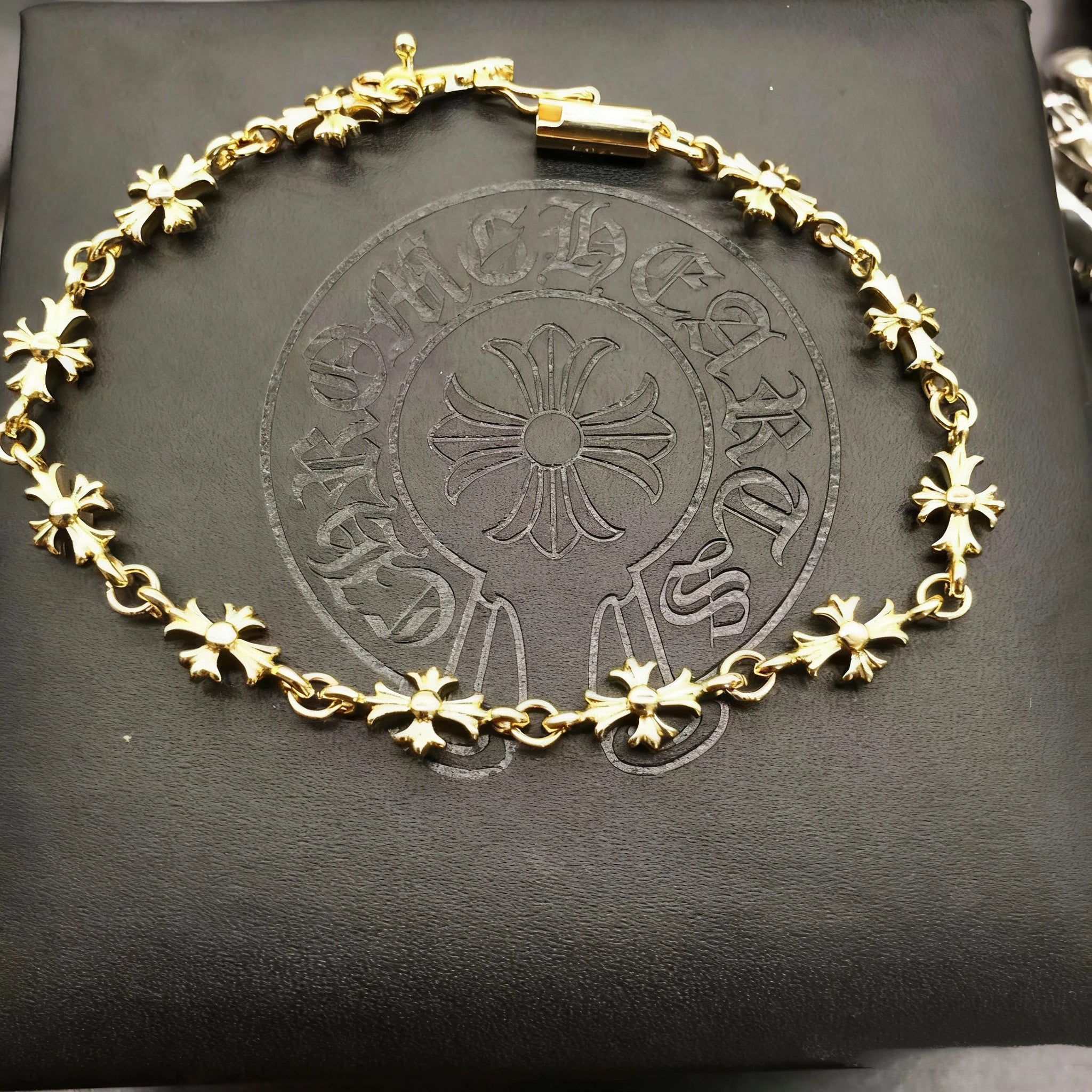 Sword Cross Flower Men and Women Handjewelry Couple Dagger Chain