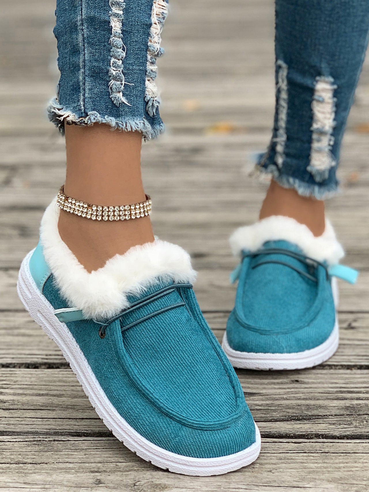 Women's casual shoes with plush and fuzzy cotton shoes
