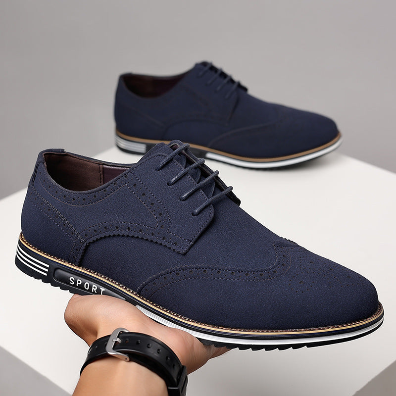 Chaussures pour hommes à semelle blanche, élargies, en cuir sculpté, tendance