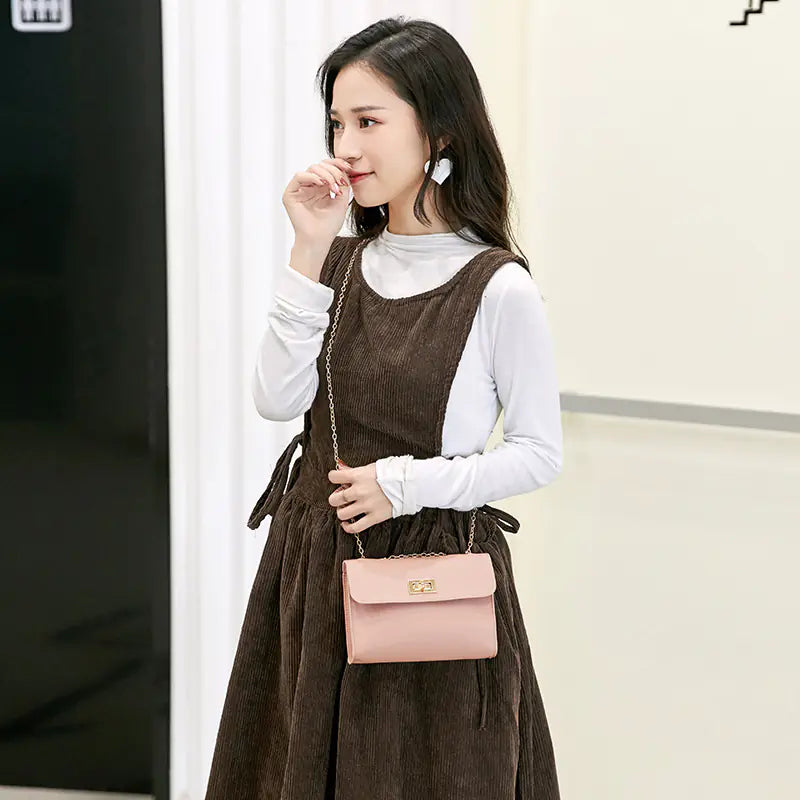 Fashion Women's Chain Shoulder Bag - Small Crossbody Bag