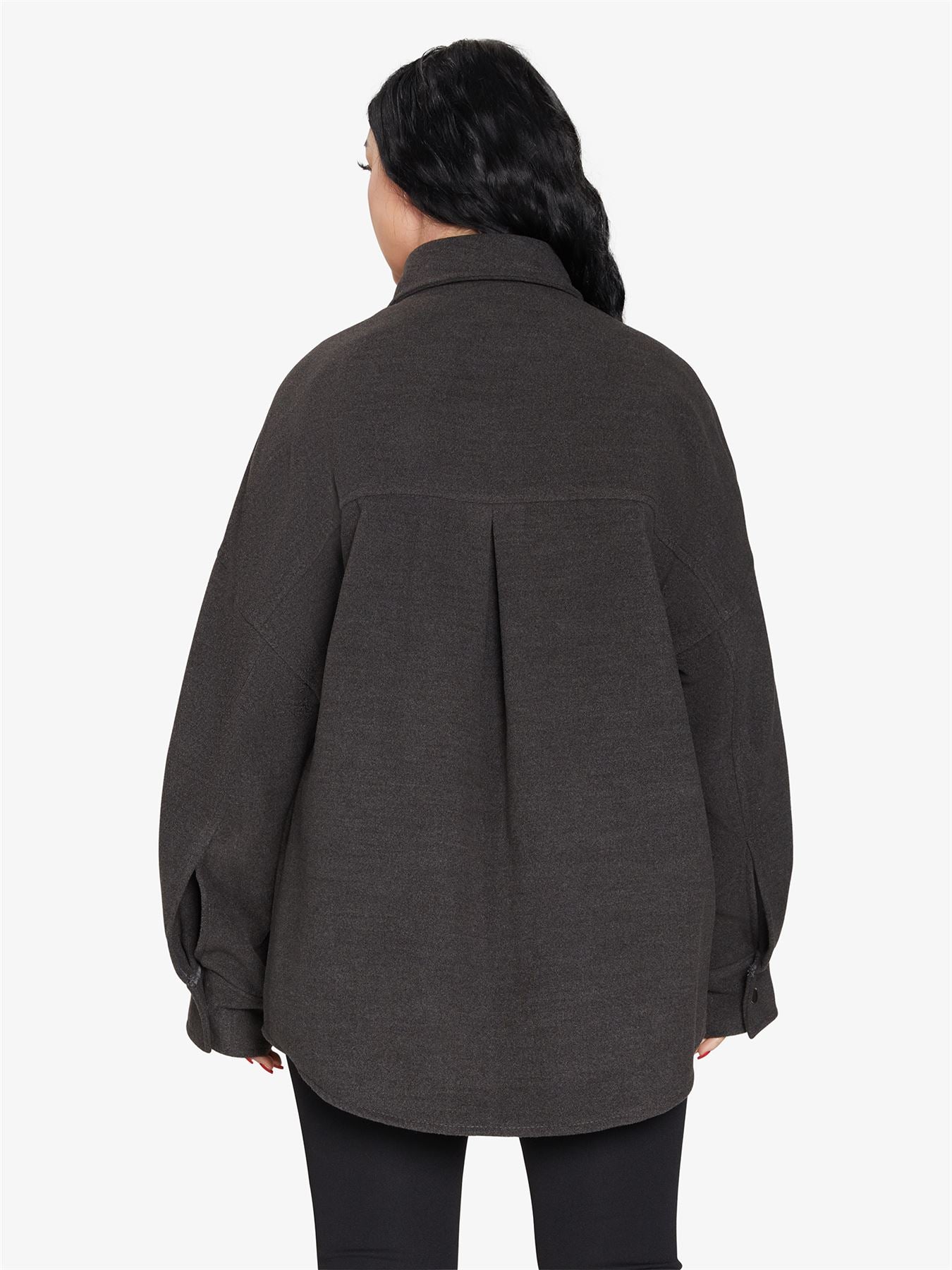 Chaqueta con bolsillo de parche de gran tamaño