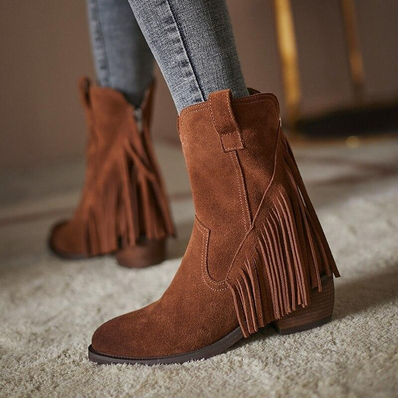 Thick Heel Pointed Tassel Boots – Vintage Power Meets Modern Grace