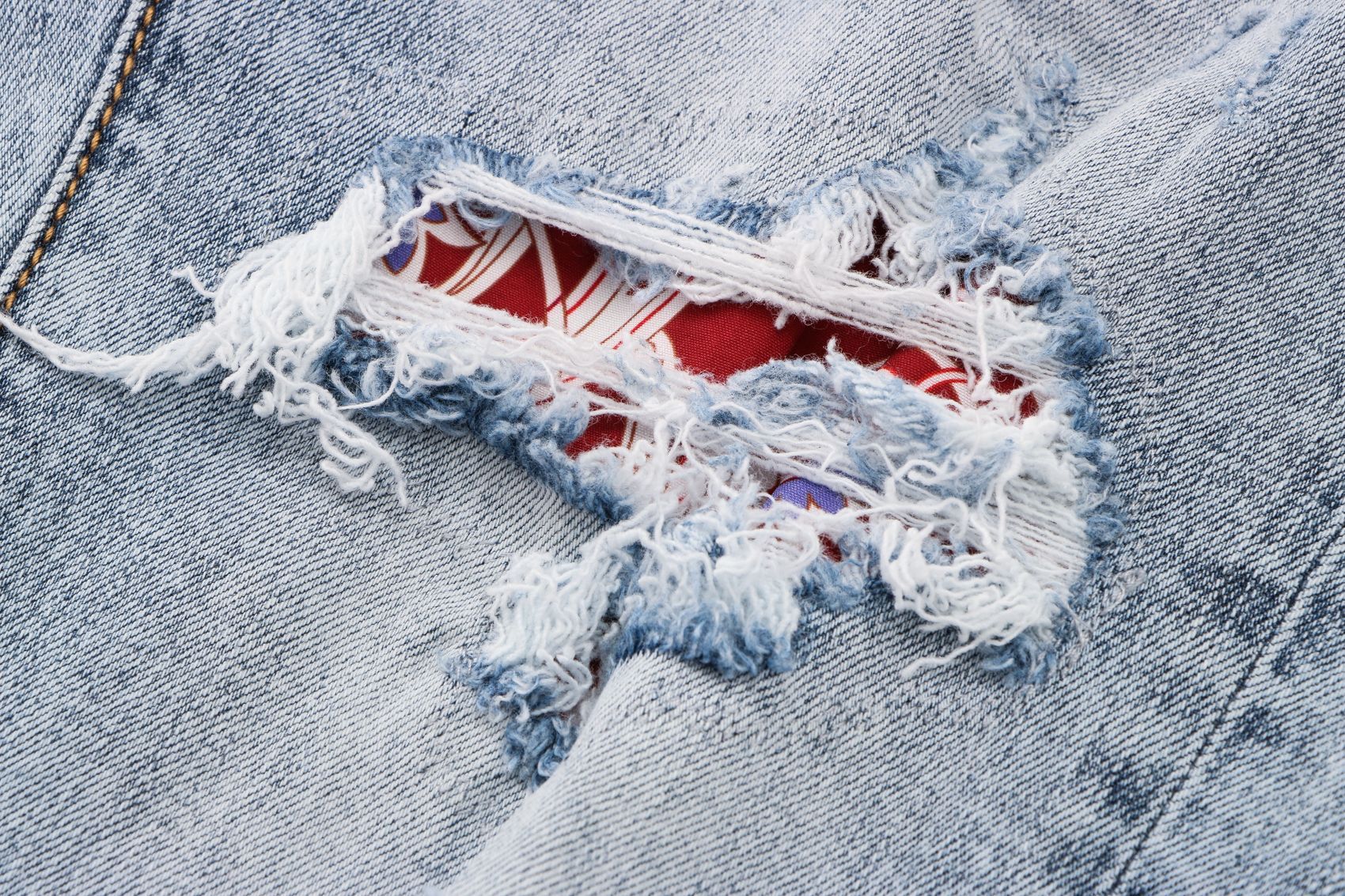 UrbanEase™ Trendy Men's Jeans – Slim Fit, Handmade