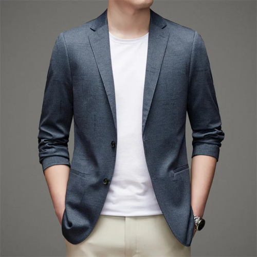 Metropolitan Slim-Fit Blazer – Haute Edition 25