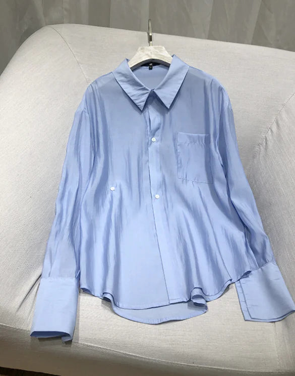 Off-Shoulder Shirt with Exposed Collarbone Design